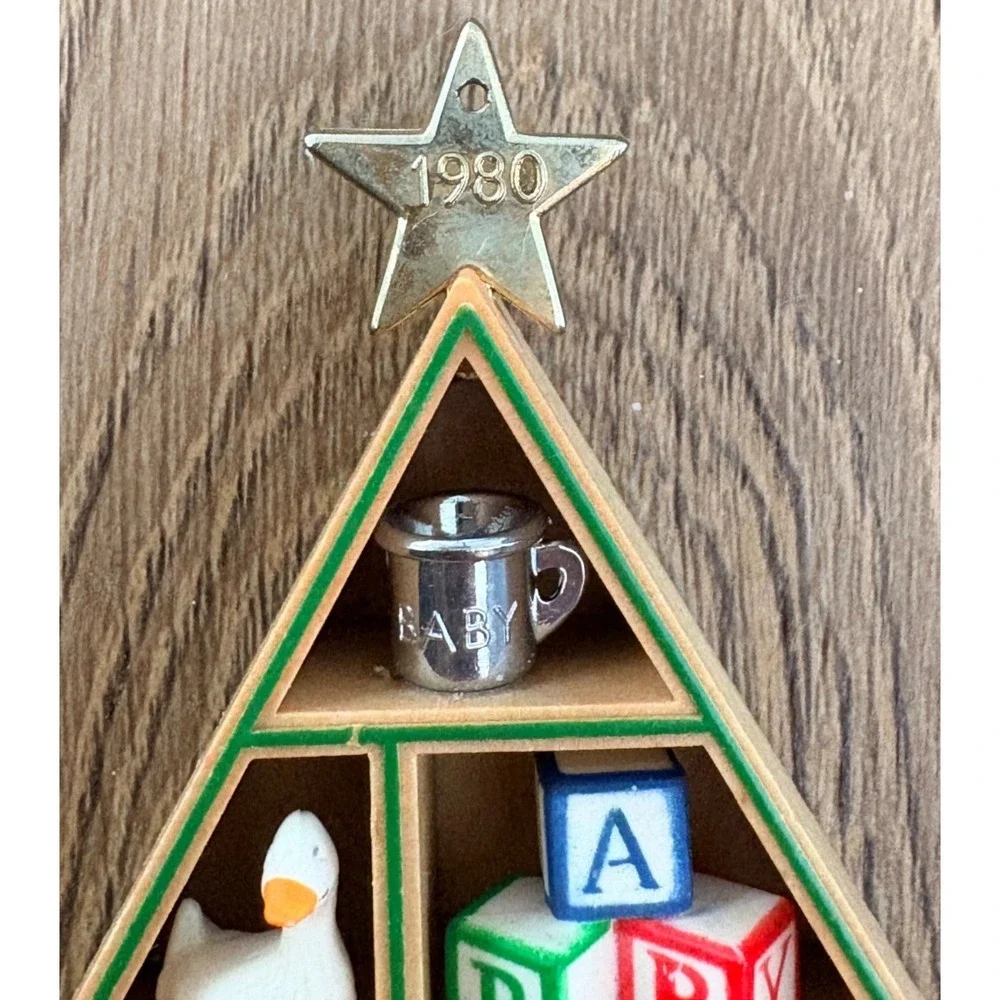 Hallmark 1980 Babys First Christmas Tree Shadow Box Vintage Ornament